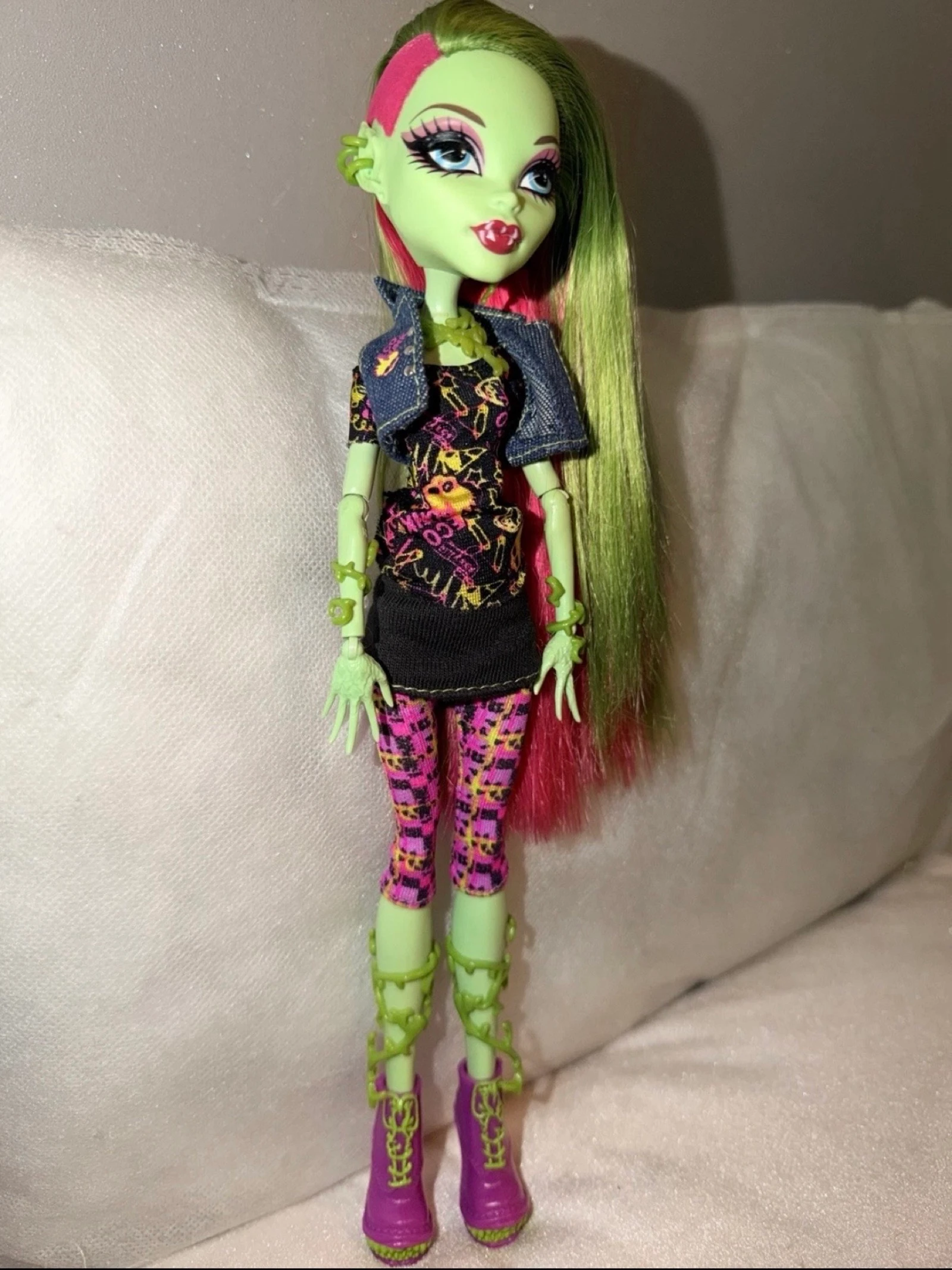 Poupée Monster High Venus Mcflytrap G1  – photo 8